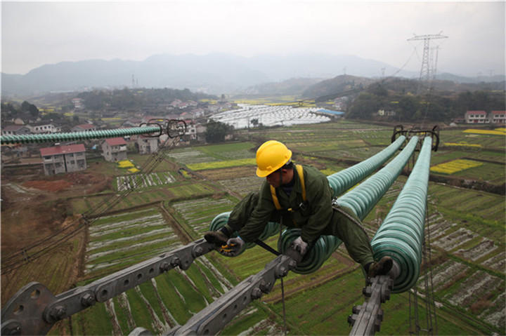 西电东送容量最大特高压直流线路湖南段体