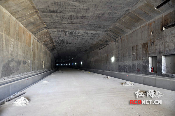 长沙三环线隧道主体基本完工 年底试通车(组图