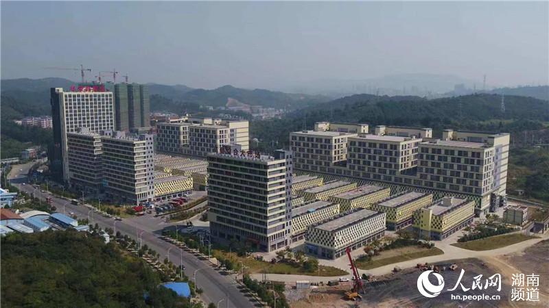 郴州2018经济总量_郴州西站(2)