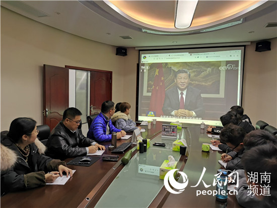 �ڳ�ɳ�������ĺ����в����¼��ŵĻ�����������в����¼��Ŷ��³����й����˻���ҵ���˸����³��������ҵԱ����һͬ����������شʡ���С�� ��