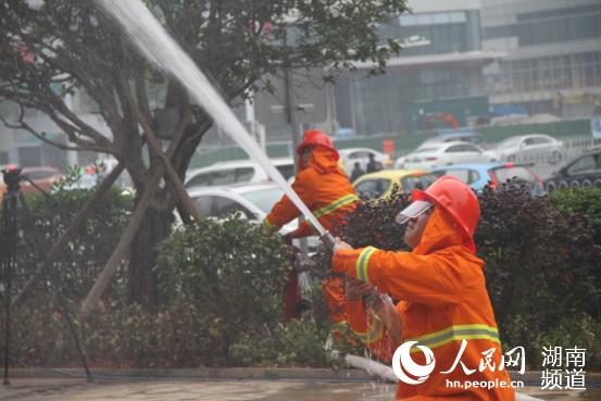 �����ֳ������ϵ��ͼ