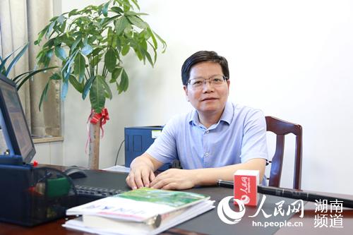 人民网专访湖南省水利厅副厅长杨诗君