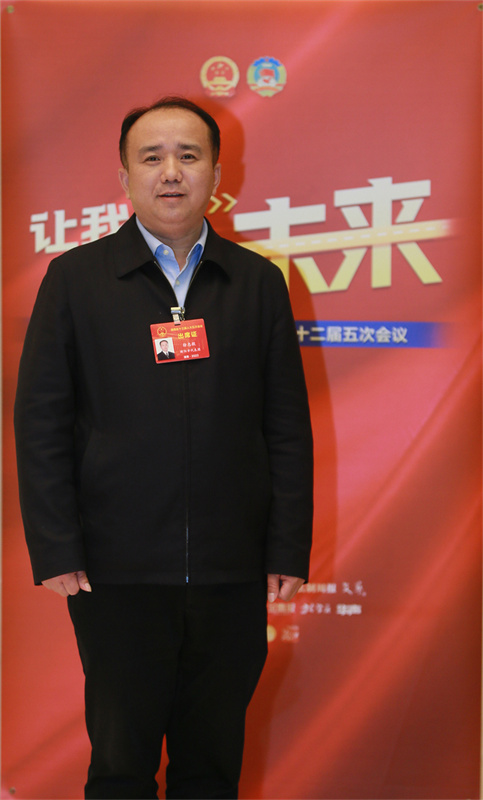 湖南省人大代表、衡东县人民政府县长徐志毅。受访人供图