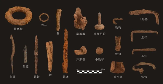 官田遗址出土的遗物：铁器。受访单位供图