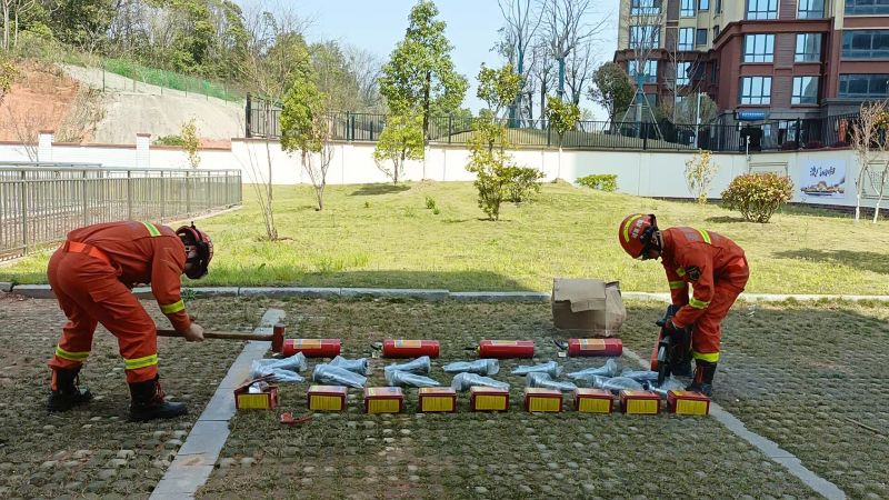 假冒伪劣消防产品销毁现场（单位供图）