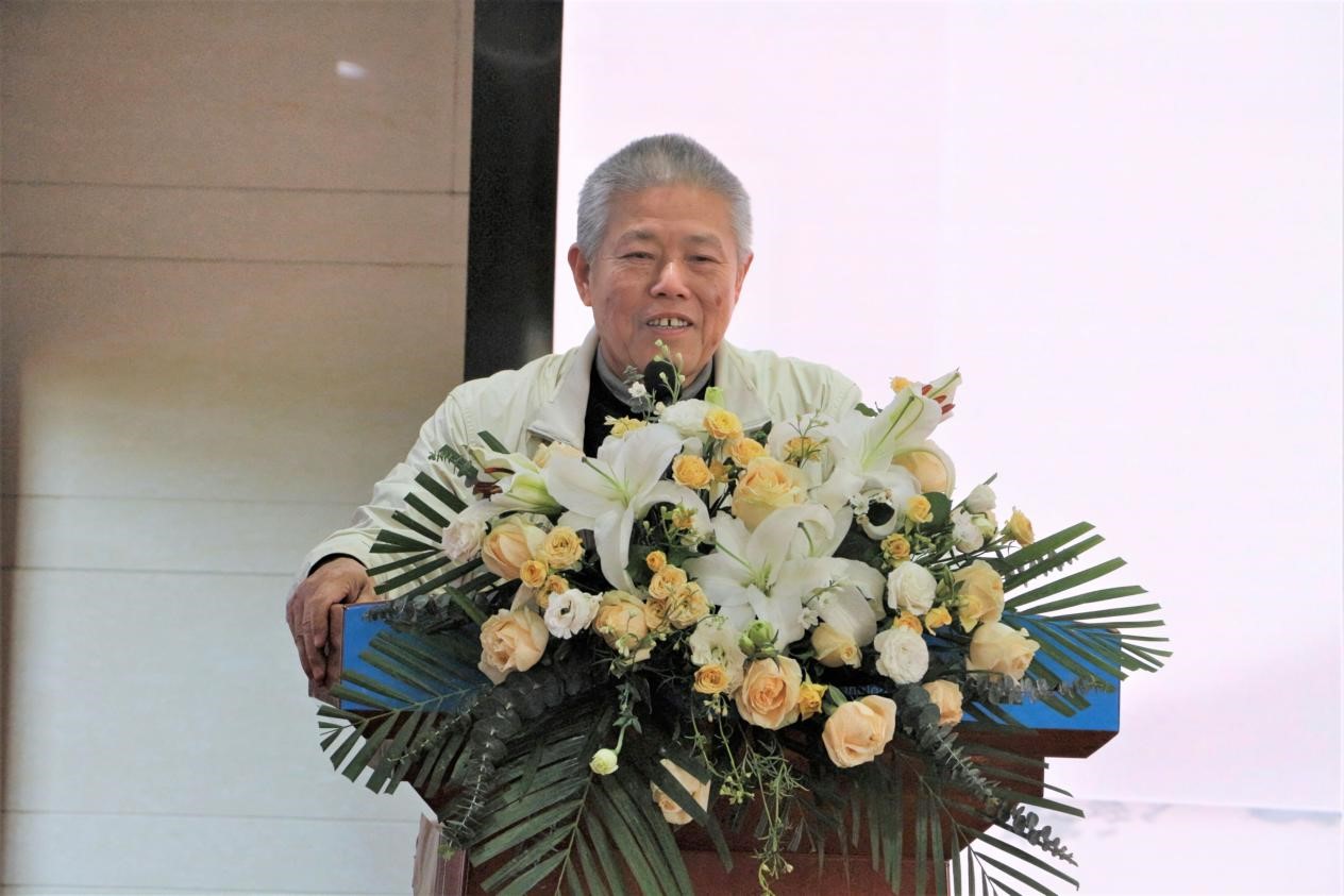 中国作家协会名誉副主席谭谈讲话。王雨孜、刘丽诗摄