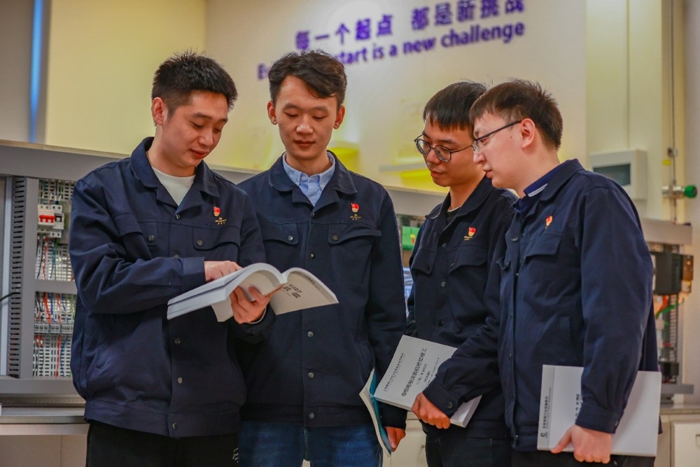 蓝色课堂活动现场。单位供图