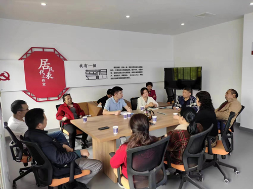 社区书记调解居民矛盾纠纷。受访单位供图