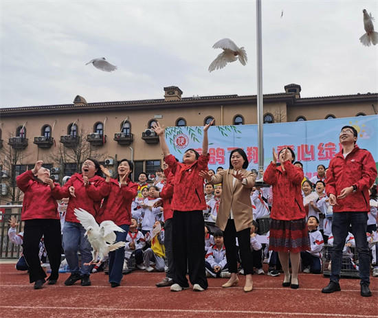 长沙青园中信小学校园湿地智慧劳动园心理减压活动纪实。单位供图
