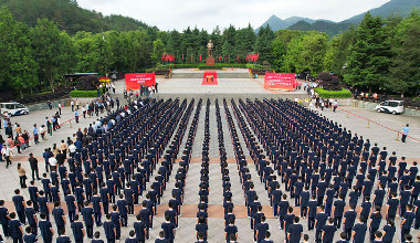 湖南省中小學生紅色研學啟動儀式在韶山舉行