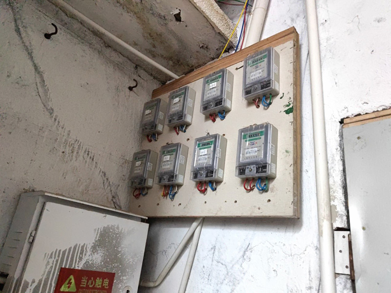 電器線路的敷設不符合規定（單位供圖）
