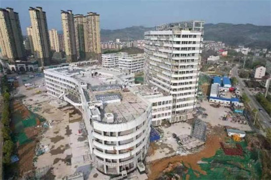 辰溪县人民医院医技楼、住院楼。企业供图