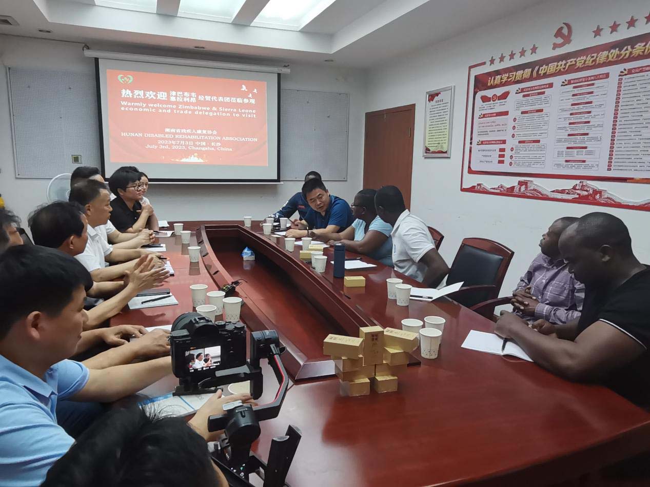 非洲代表团来协会现场交流。受访方供图