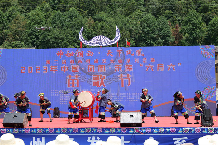 “六月六”苗歌节活动现场。 吴东林摄