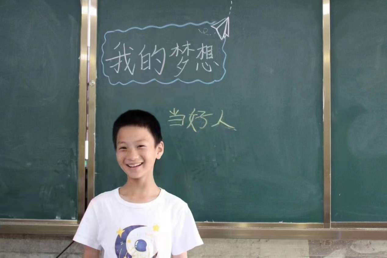 学生课堂上讲述自己的梦想。刘仞摄