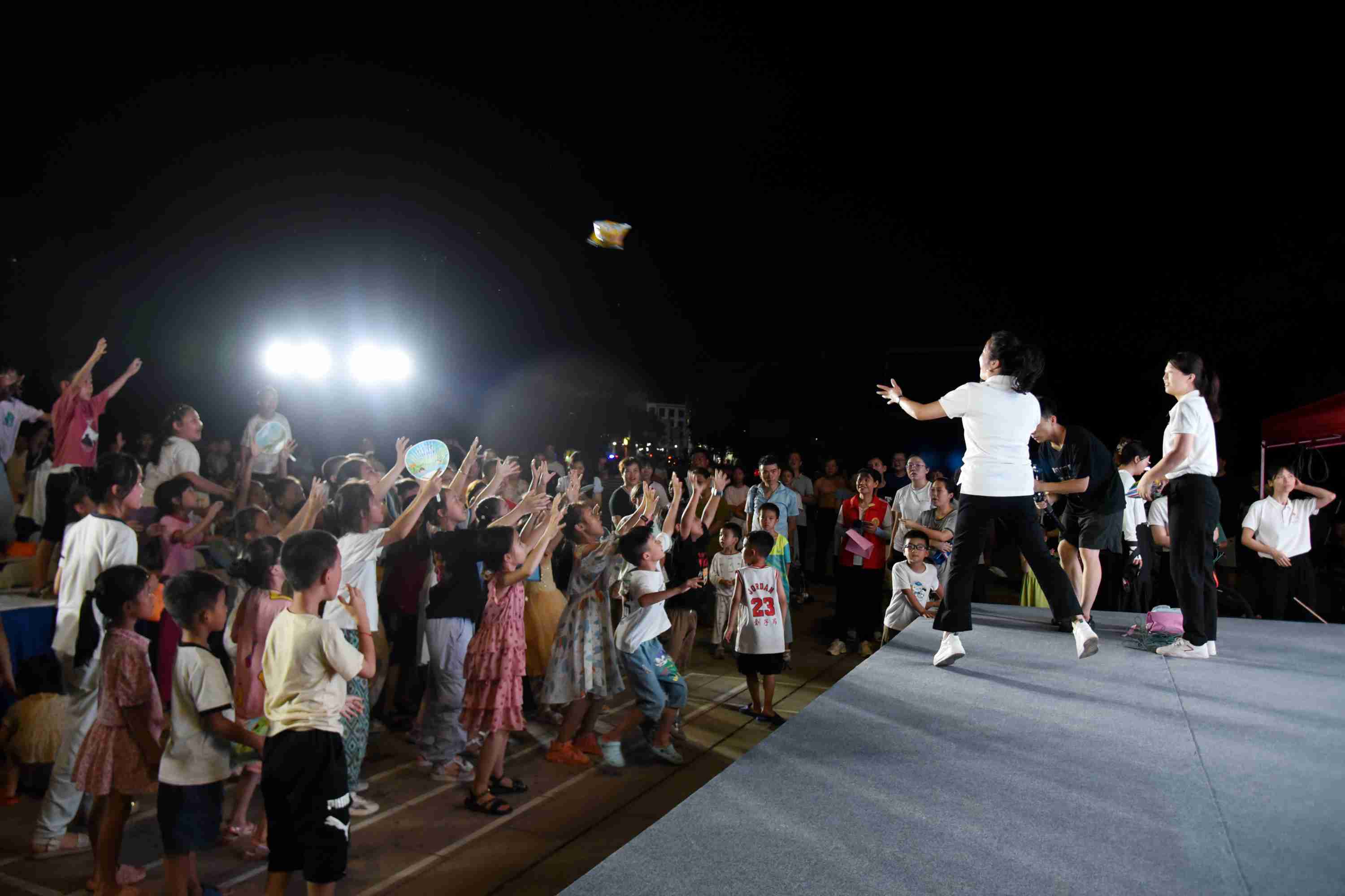 志願者團隊帶來急救技能演練道具。單位供圖