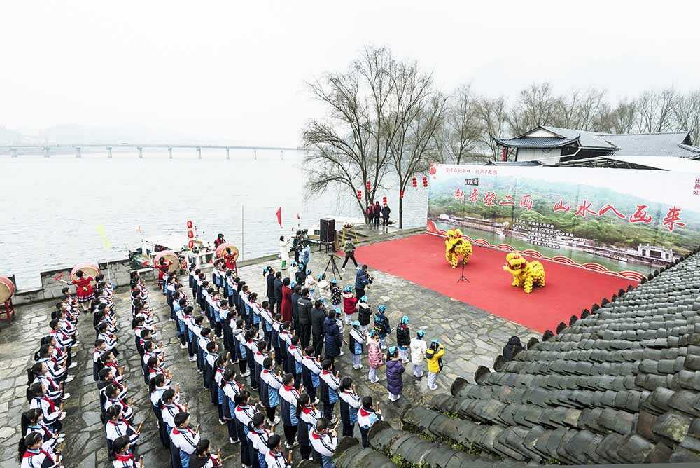 二酉登高活動現場。黃庭波攝