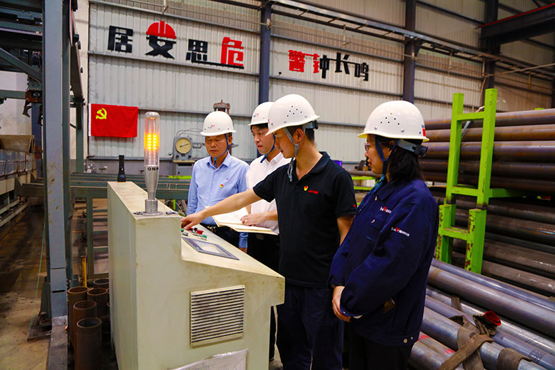 婁底海特科技生產車間“政企”聯建交流現場。毛藝漢 攝