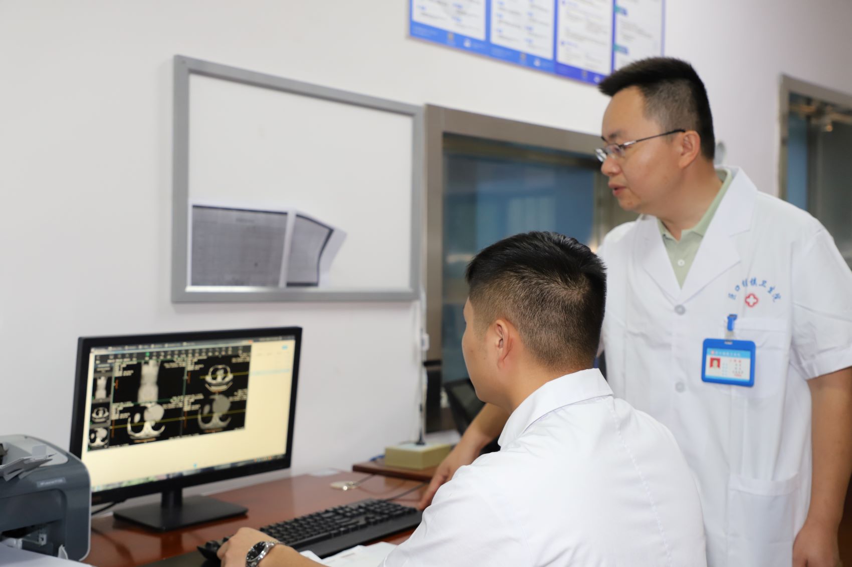 影像诊断实现“乡检查、县诊断、县域内互认”。单位供图