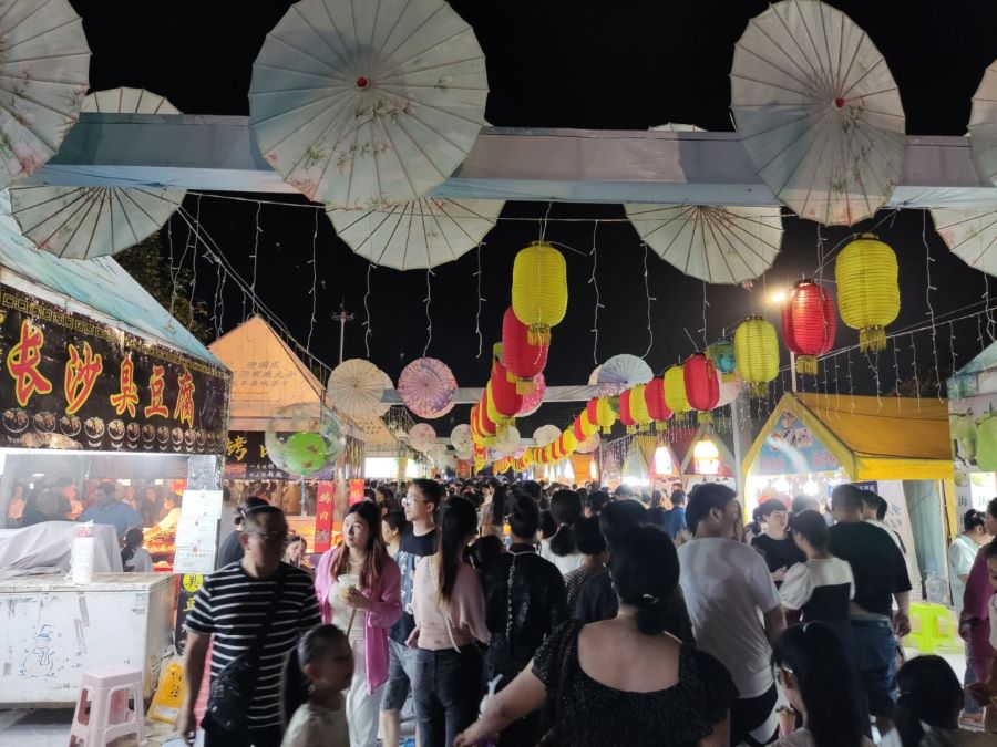 夜攸州·美食夜市现场。单位供图