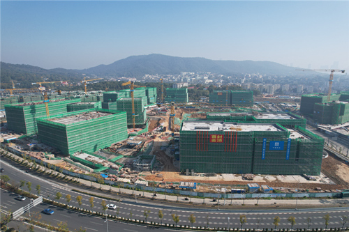 湘江科创基地二期项目主体结构全面封顶。受访单位供图
