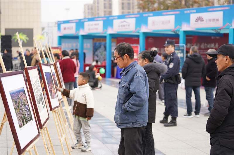 宁乡市第二届宜居文化节购房送汽车新年专场活动现场。受访单位供图