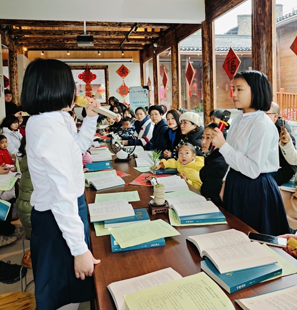 立春主題誦讀會。單位供圖