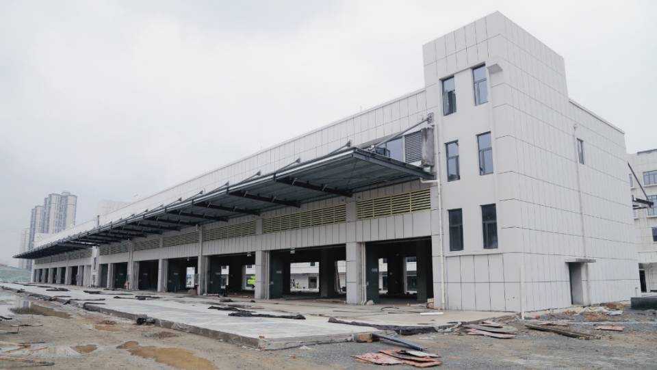 长沙黄兴海吉星二期项目中16栋建筑主体目前已全部完成，室外工程完成90%。黄兴镇供图