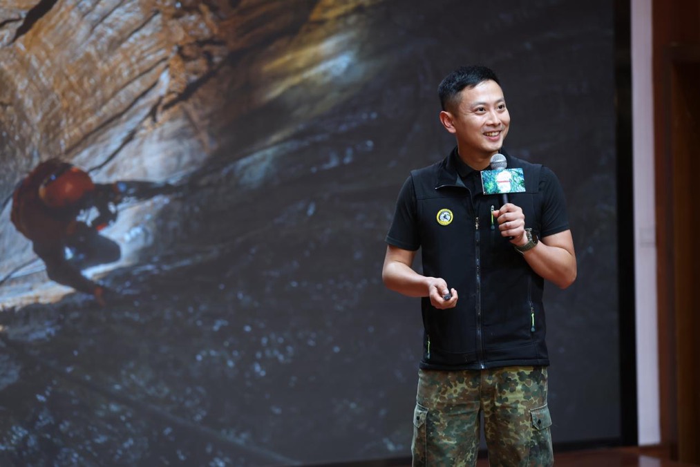 《中国国家地理》特约摄影师周元杰老师现场分享。单位供图