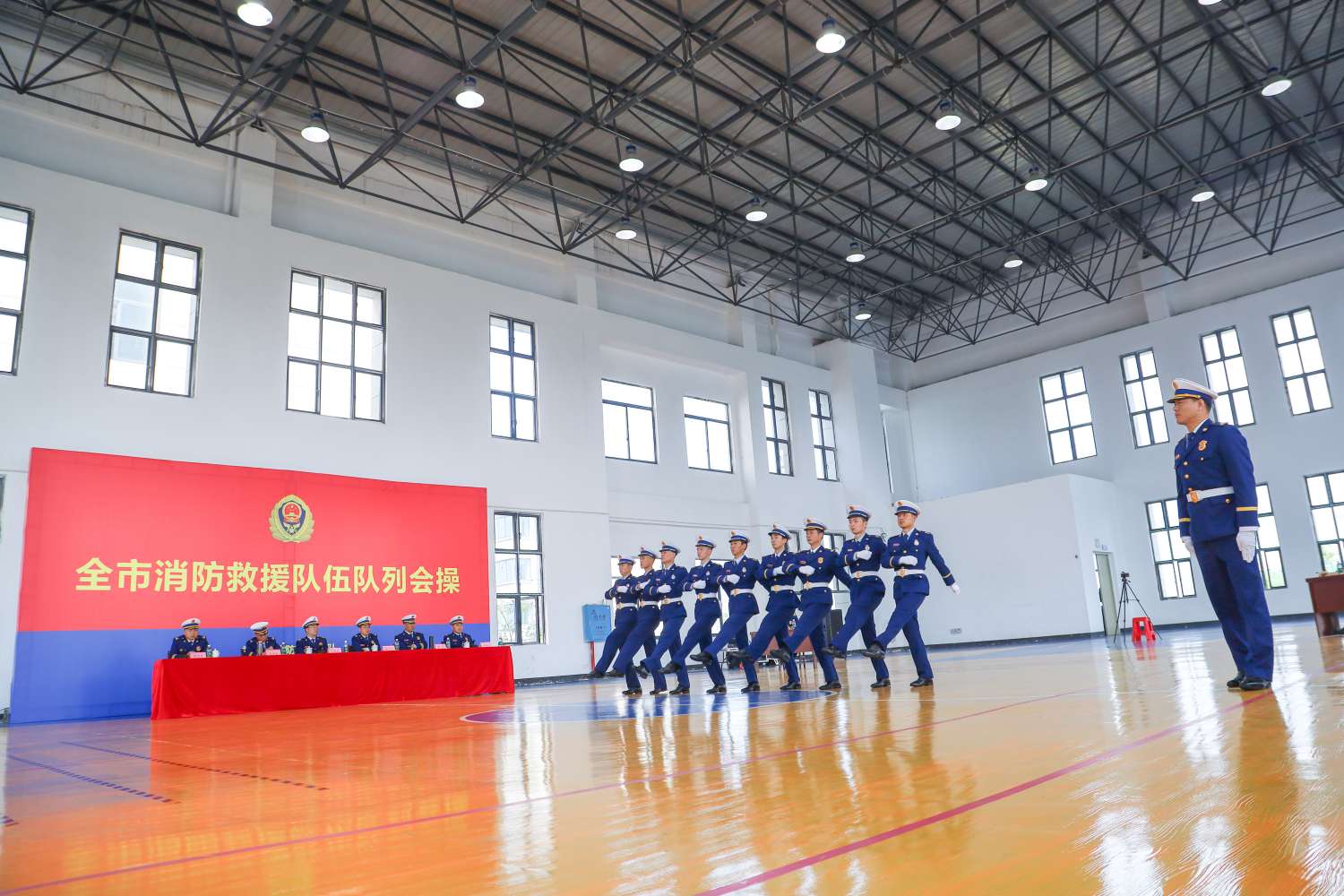 图为队列会操比赛现场（熊忆维 摄）