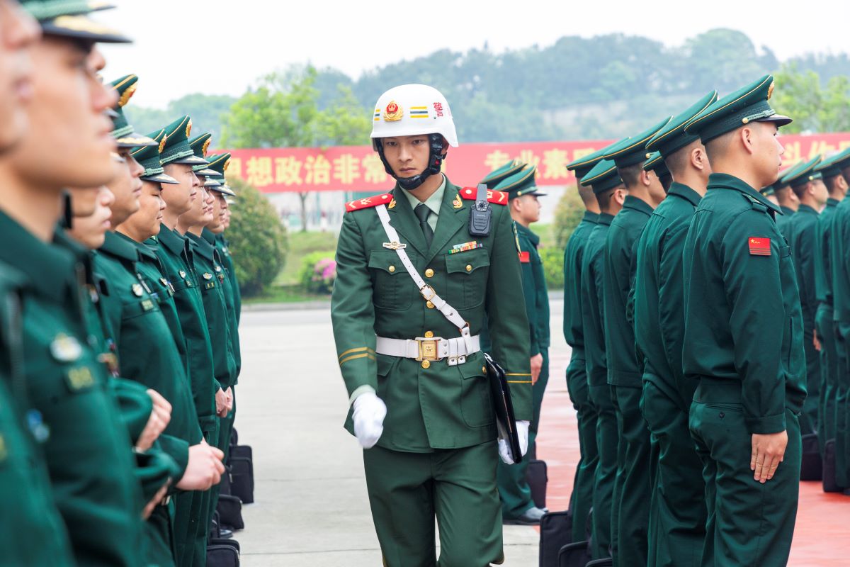 军容风纪检查。单位供图
