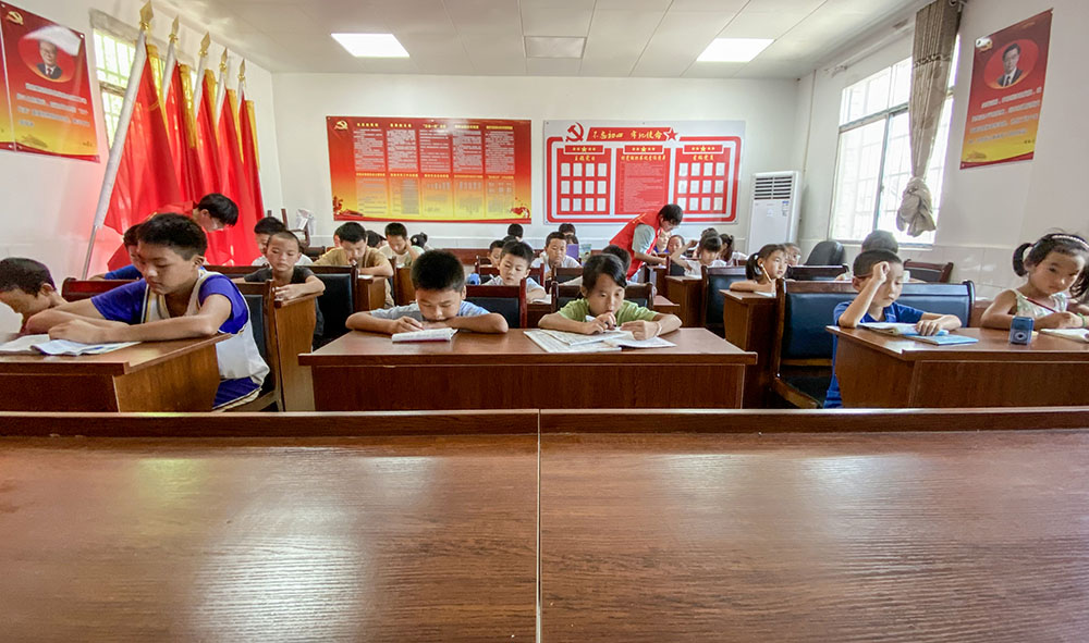 课堂一角。邓浩然 摄影