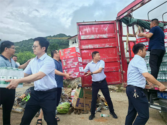 浦发银行多措并举助民渡难关。企业供图