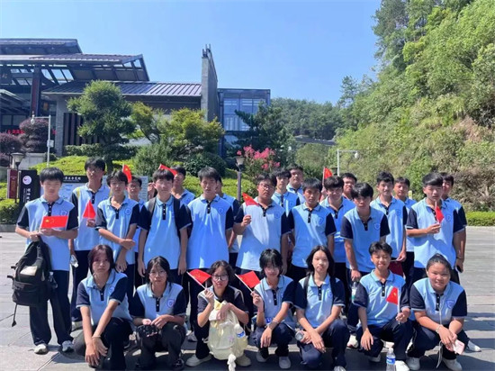 湘潭融城医药科技职业学校开展2024级新生研学活动。学校供图