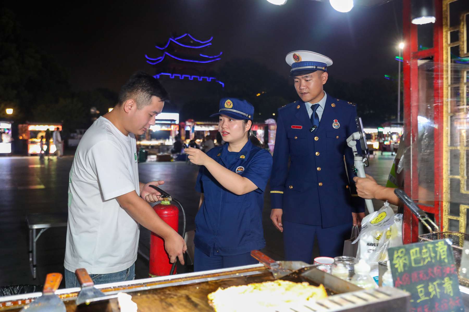 岳阳消防“中秋话消防 月圆人团圆”线上直播活动（李聪摄) 