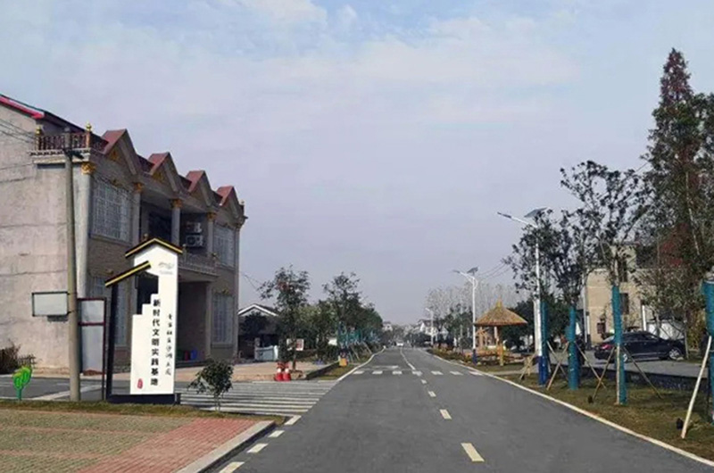 毛里湖通景路。单位供图