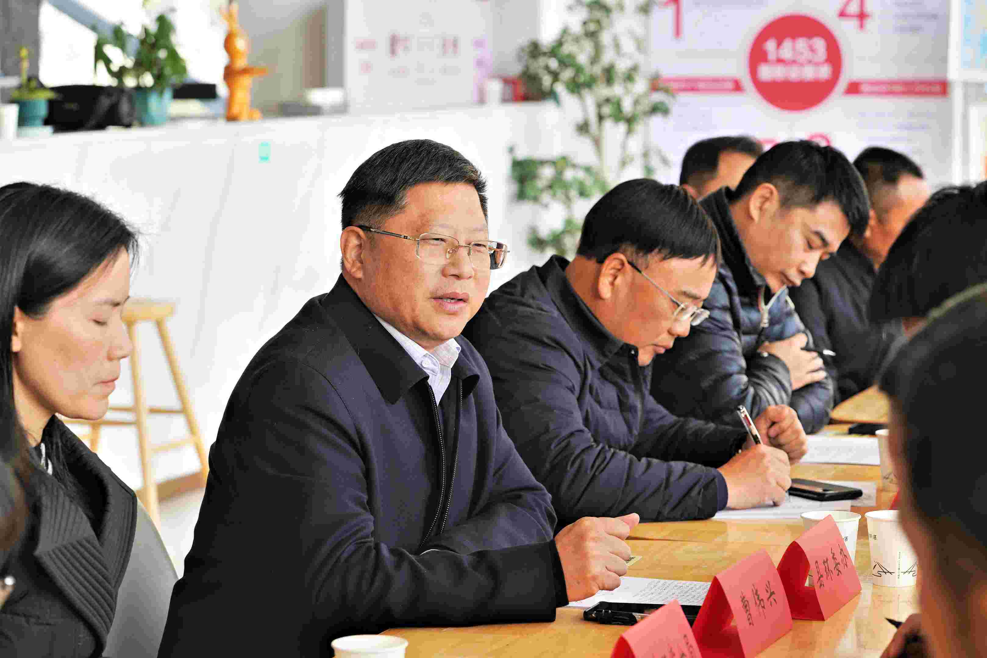 县人大常委会副主任曹伟兴讲话（单位供图）
