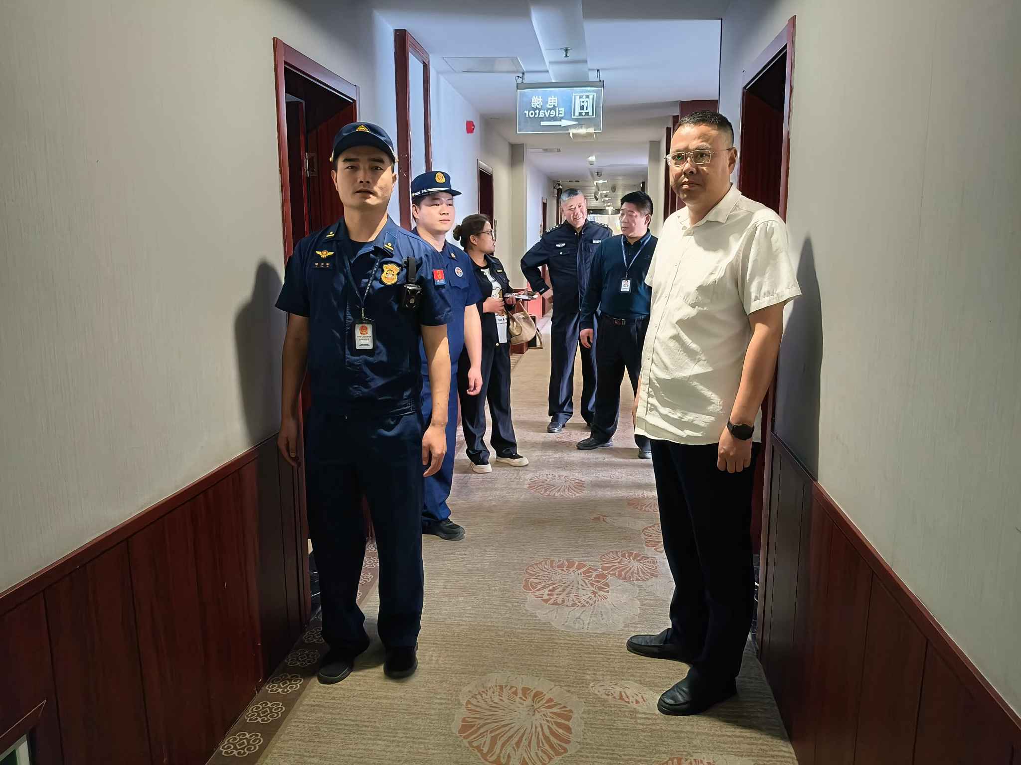 張家界消防聯合多部門對酒店業開展專項執法檢查。受訪單位供圖