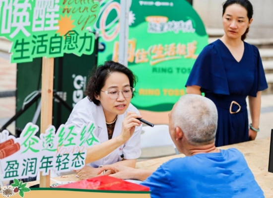 現場義診。受訪單位供圖