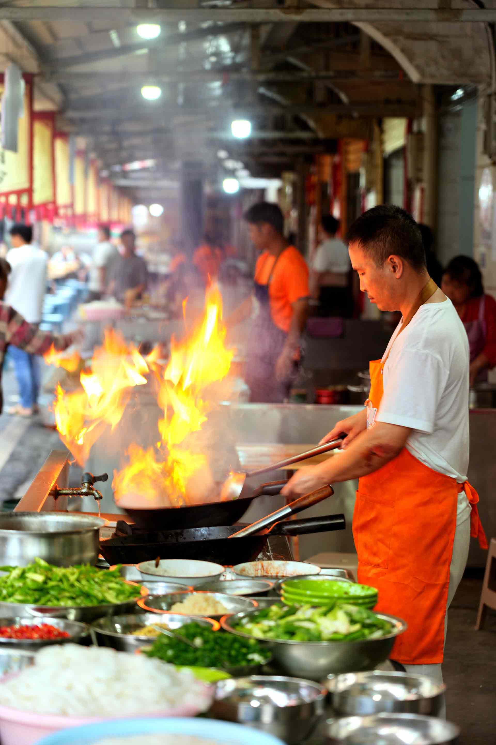 砍肉粉特色美食帶動回鄉創業。單位供圖