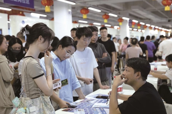 “十四五”期间全市举办现场招聘会620场，有力促进了就业。受访单位供图