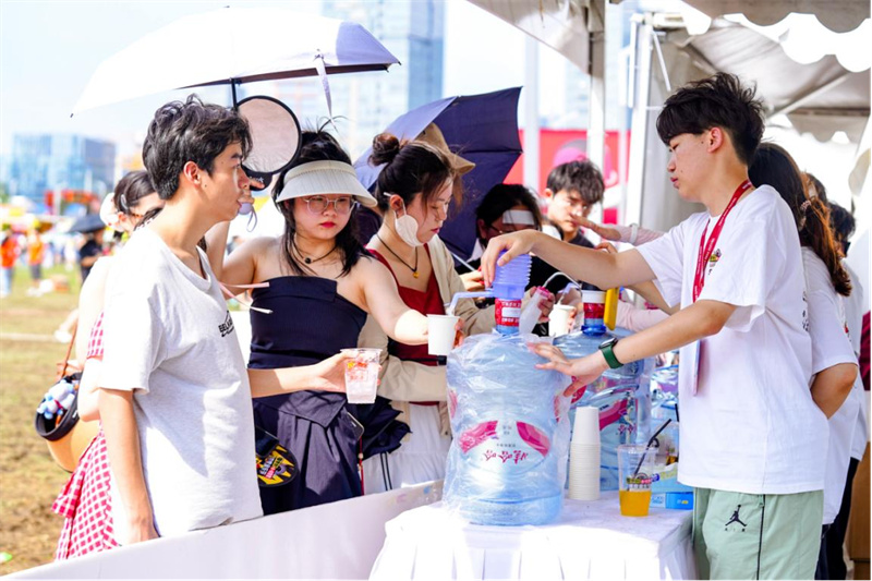音樂節內設有多個免費水站。主辦單位供圖
