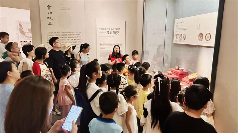 暑假期間博物館迎來大批參觀游客。長沙銅官窯遺址管理處供圖