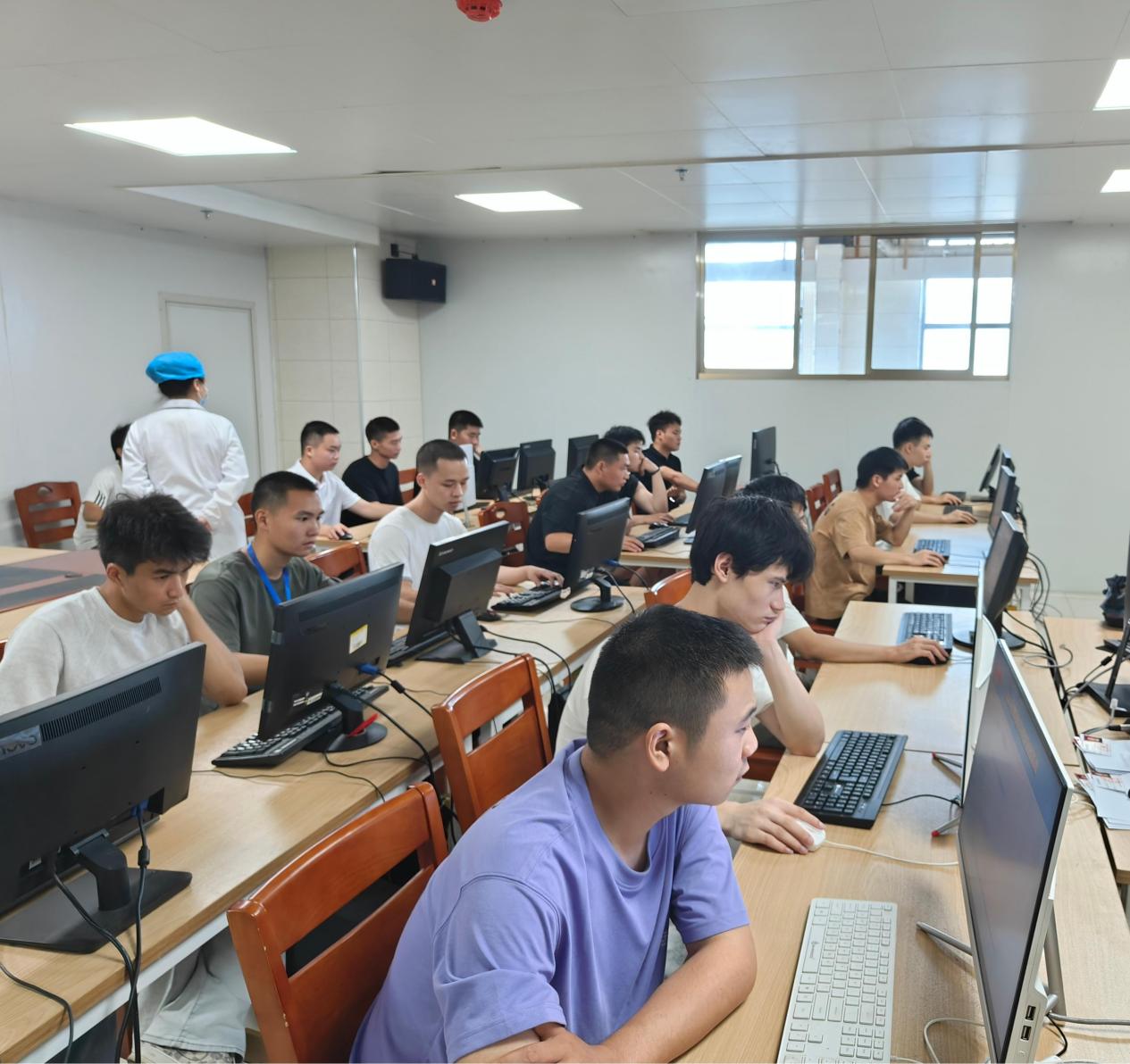 武岡市2025年下半年征兵體檢工作全面啟動。單位供圖