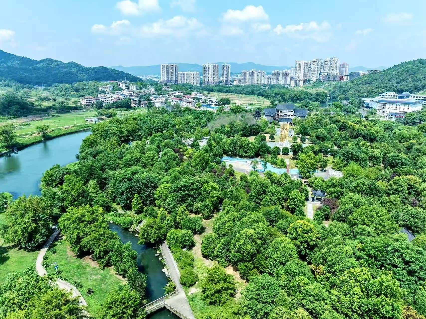 东安县聚德生态文化园。蔡小平摄