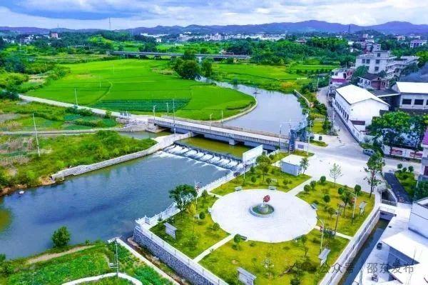 邵东市乡村新貌。刘海摄