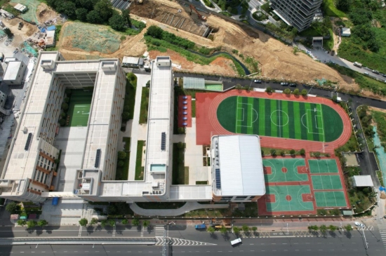育英滨河小学二期全貌。受访单位供图