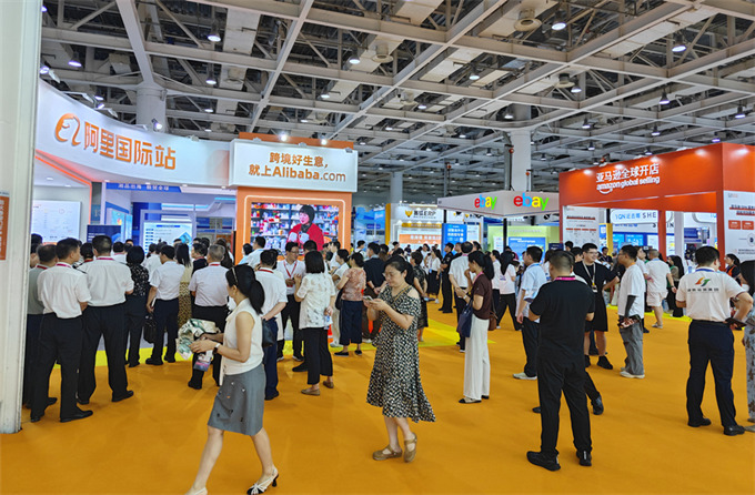 展会现场。人民网记者 刘宾摄