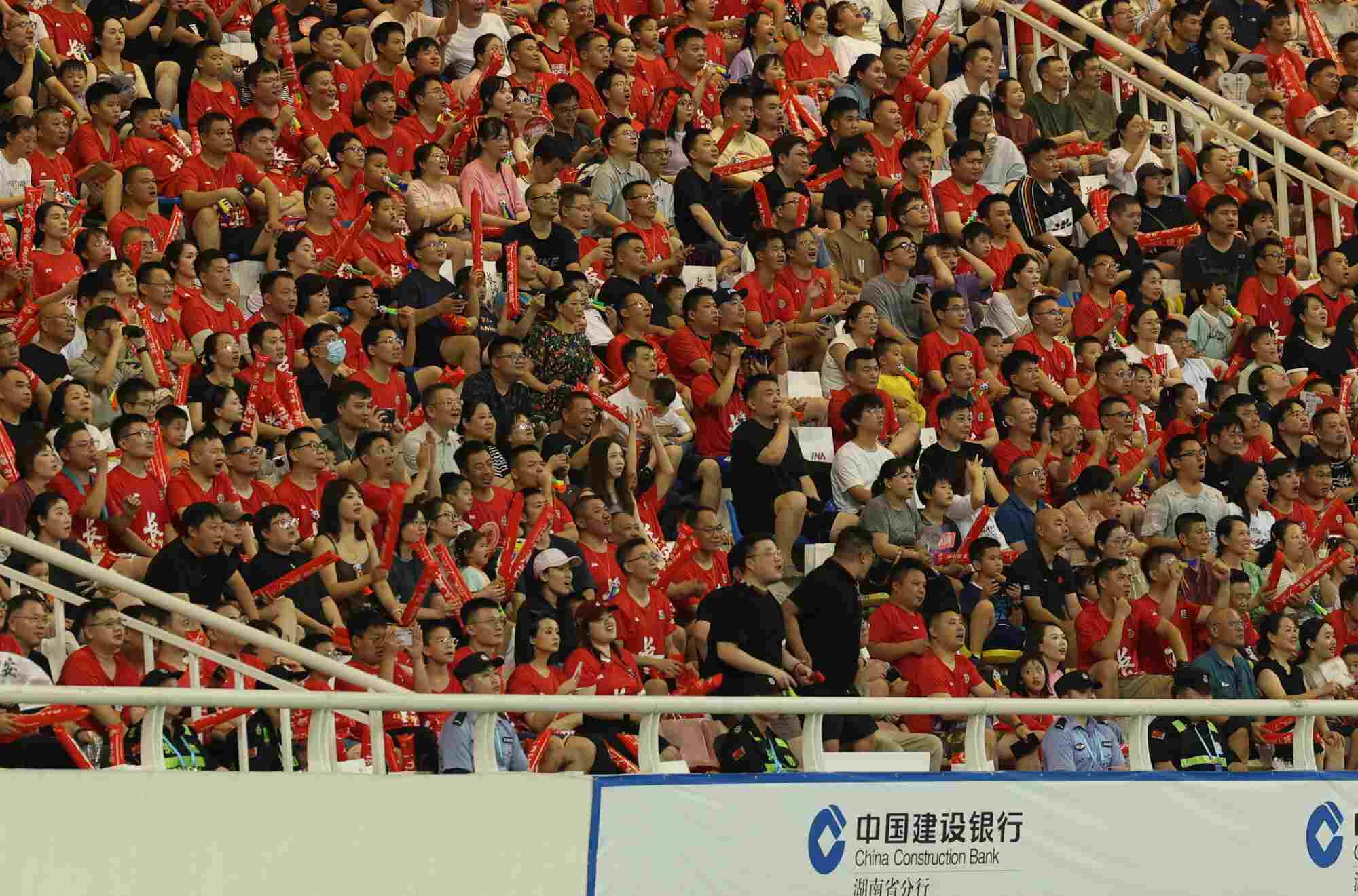 “湘超”比賽現場。王毅攝