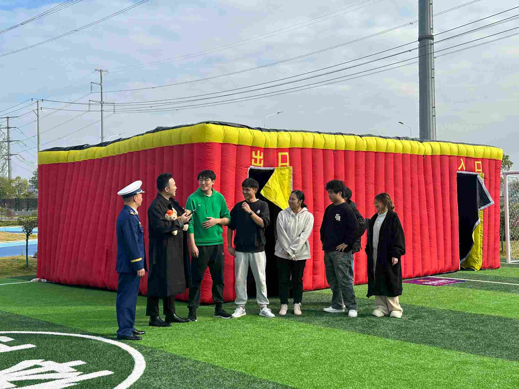 煙霧逃生帳篷（單位供圖）